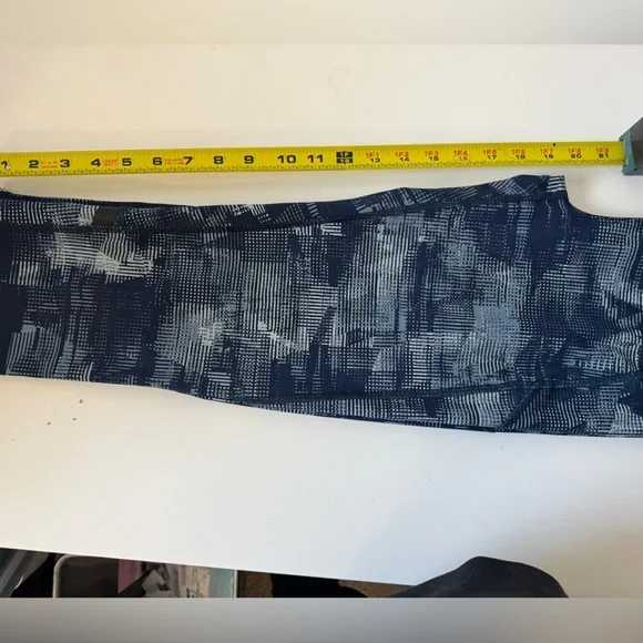 Sweaty Betty Leggings Blue White Grid Pattern 7/8 Length M - Picture 12 of 13